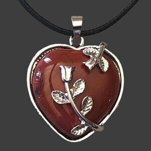 Red Jasper Natural Gemstone Flower Heart Pendant Necklace Healing Gemstone
